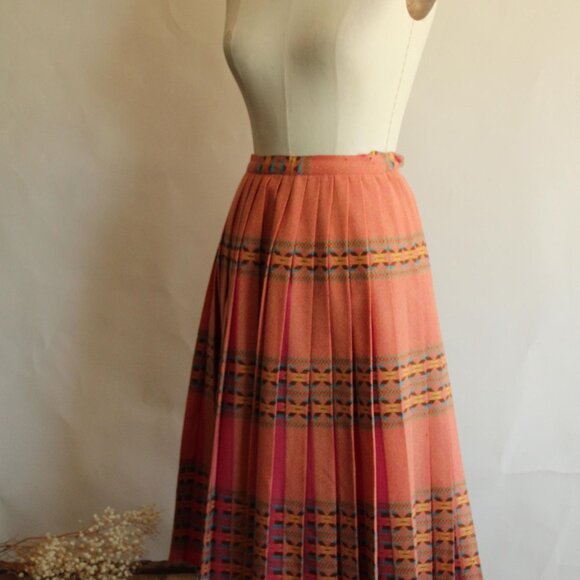 Vintage 1940s 1950s Tartan Skirt, JC Penney Wool Worsted Highland Plaid Pleated - Picture 7 of 10